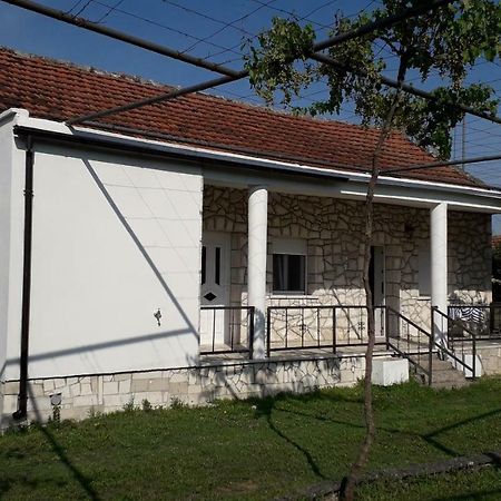 דירות Čapljina Kamena Kuca Family Rodin מראה חיצוני תמונה